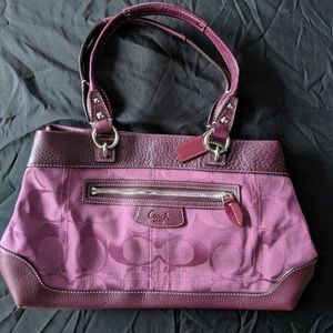 Coach shoulder bag